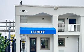 Motel 6 Classic Galveston, Tx Beach-Seawall